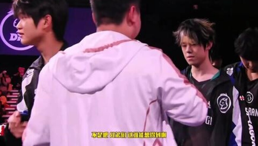 DRG淘汰RNG送他回家，樱花千万身价暴跌狼队不要