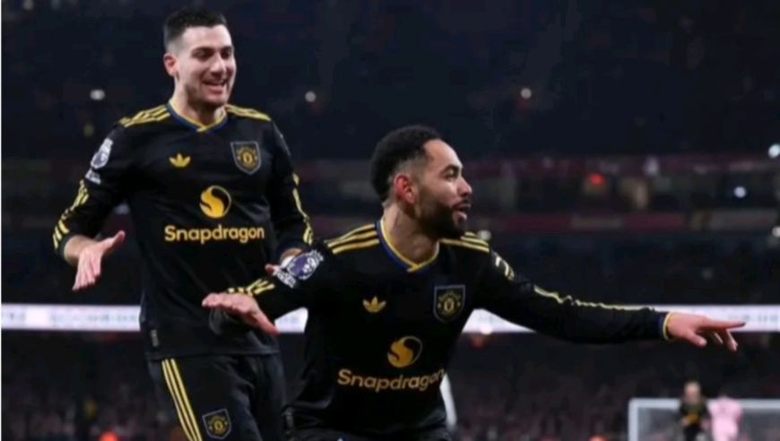 逆转绝杀！慢镜还原库尼亚远射世界波绝杀对手，曼联3-2阿森纳