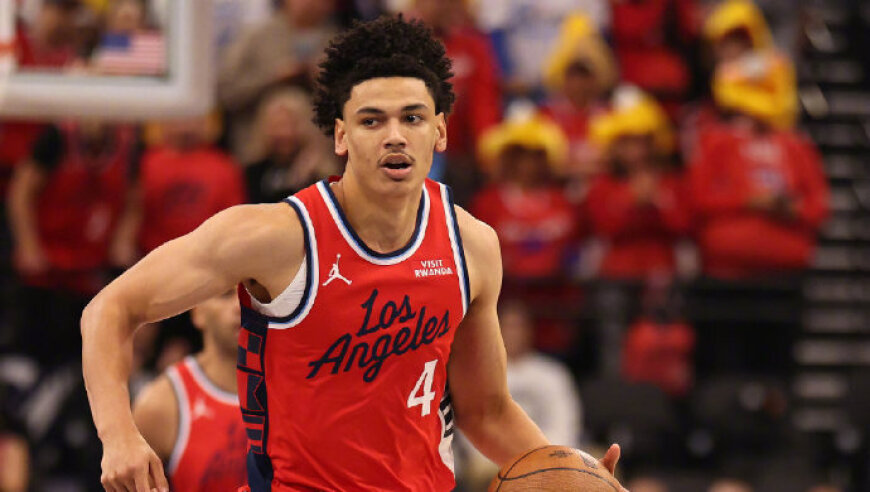 快船14战12败：下半场崩盘小卡39分赛季新高无用 哈登空砍准三双