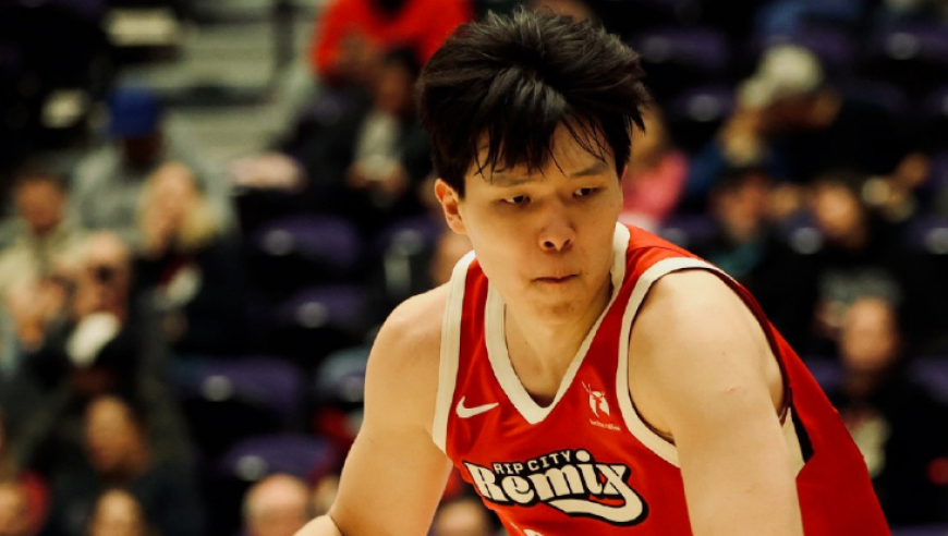 G联赛：杨瀚森22+7+3创新高多次暴扣 率混音逆转大胜蓝队