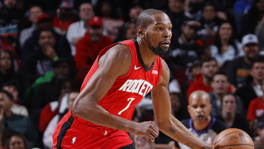 杜兰特vs马刺18分7助攻集锦：12投7中+遭严防连送妙传盘活火箭全队