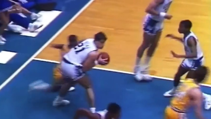 1米6的小虫凭什么是第12顺位？看完他的体测数据和球探报告，你就明白了