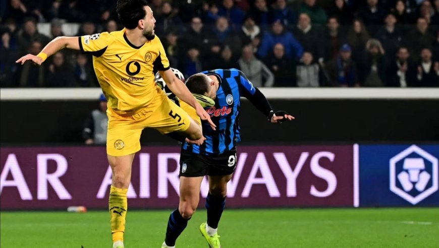 欧冠抓马剧情！多特后防爆雷：门将失误+后卫爆头送点 补时惨遭绝杀