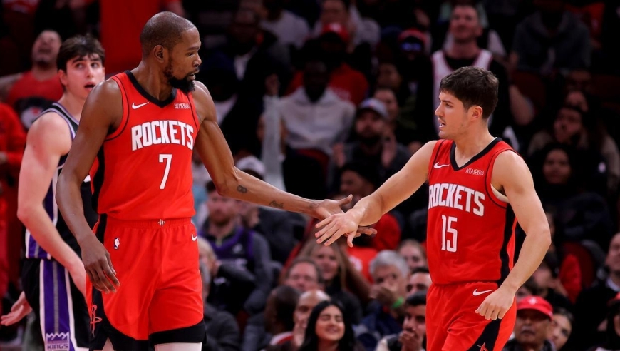 追逐25+4+8控卫！火箭要组4巨头？首发2老将难留，为冠军值得一试