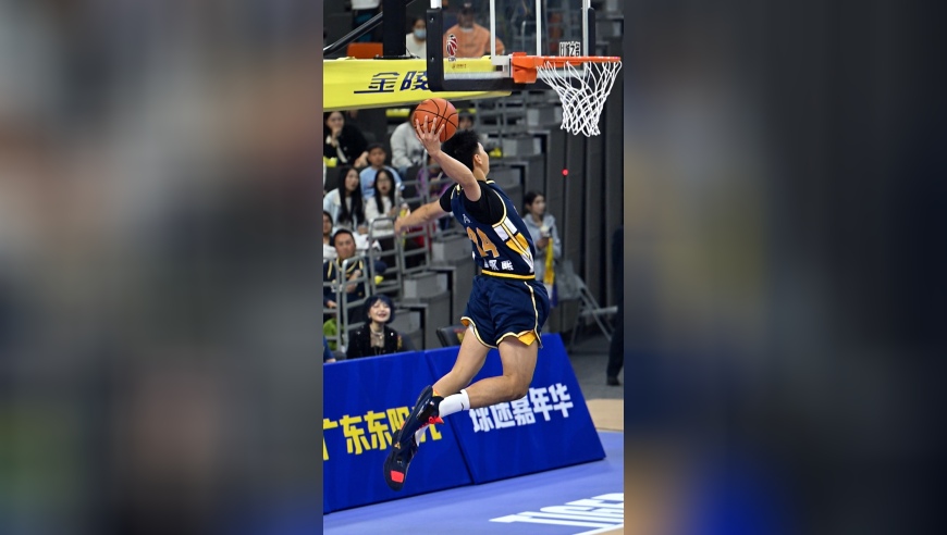 宏远新赛季的阵容全部亮相，你觉得谁的扣篮最炸裂