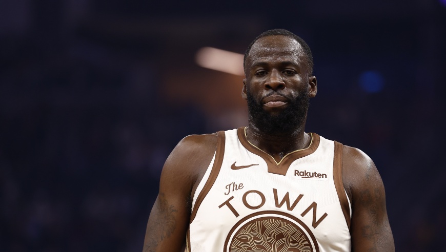 8人上双+37次助攻，残阵勇士狂胜21分！控制变量法让追梦彻底露馅