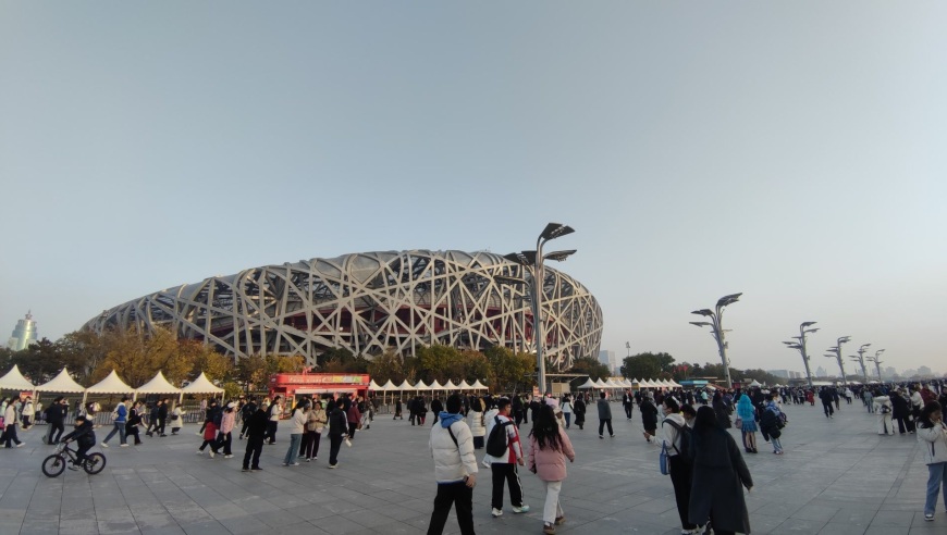 电竞赛事“第二现场”火热，亚奥商圈全域联动挖掘“票根经济”