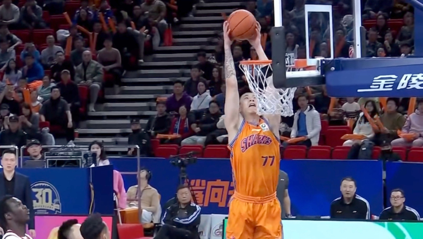 Top时刻 | 11日五佳球：张镇麟空接暴扣 洛夫顿致敬麦迪