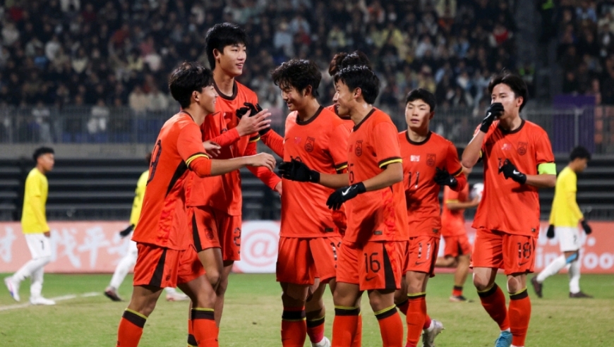 12-0！9-0！7-1！亚预赛疯狂一夜：国足狂胜领跑，中亚劲旅恐出局