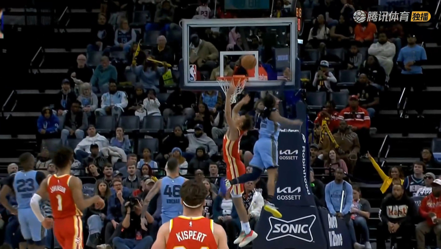 又爱又恨！莫兰特追身大帽丹尼尔斯震惊全场 此前刚与对手发生冲突