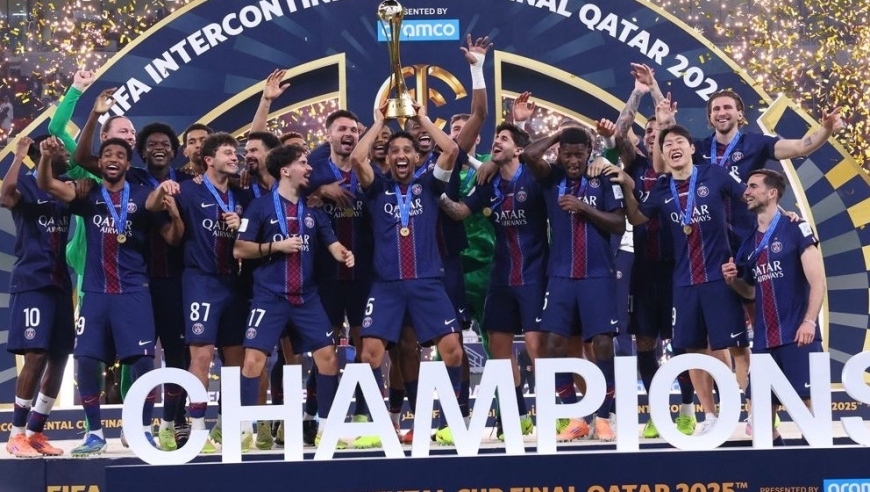 足坛一夜动态：大巴黎加冕6冠王！姆巴佩双响皇马3-2，曼城2-0