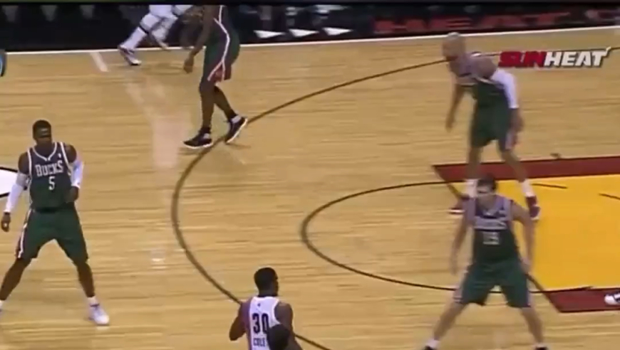 2012年詹姆斯的攻防集锦，现在还有这样的球员吗？