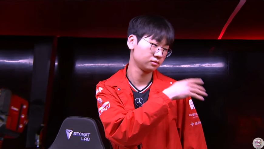 丢了一只厄塔汗就发疯？T1击败KT晋级Doran都装起来了