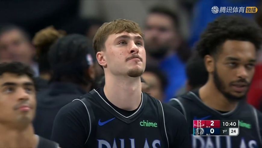 这什么动作？弗拉格被抢断后伸脚绊倒阿门 裁判回放升级一级恶意