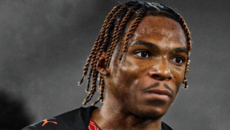 1亿欧签2大中卫！雅凯肩部重伤，莱奥尼仅踢了1场赛季报销，利物浦太难了