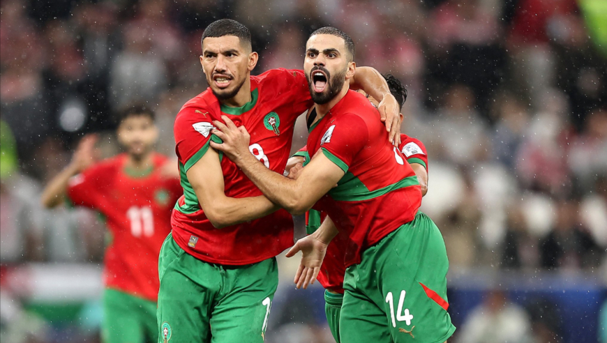 足坛同夜五佳球：阿拉伯杯决赛惊天吊射 欧协联赛场超级一条龙破门