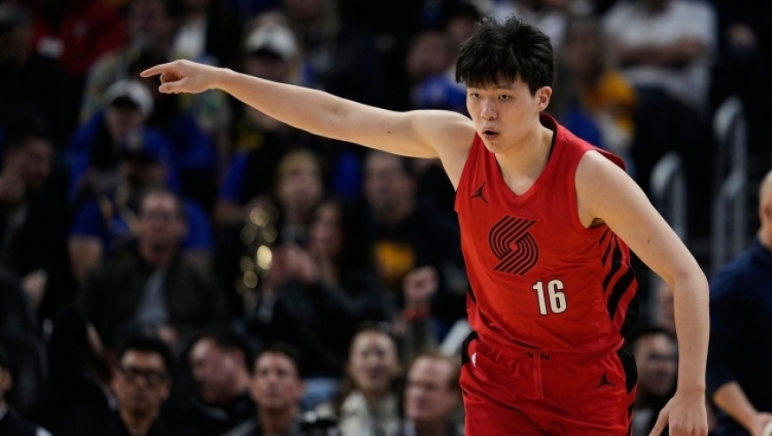 14分17板2助2帽，杨瀚森连创新高！亲承3大成长目标队记公开称赞