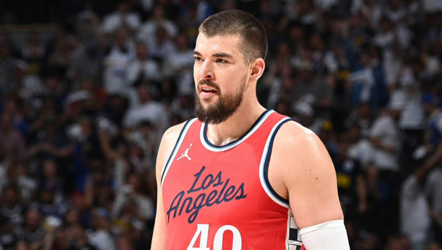 格林首秀29分，比尔战旧主14投2中，太阳主场击败快船