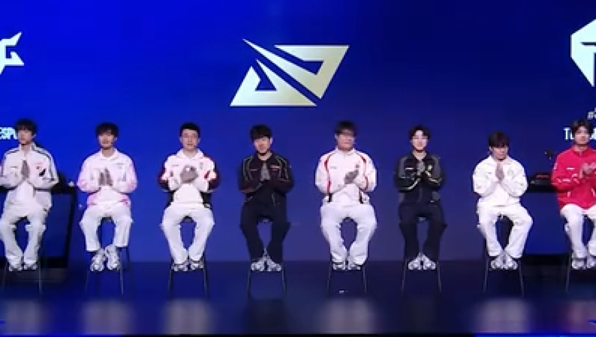 LPL淘汰赛选队仪式！ 节目效果拉满，Bin言Bin语席卷LPL众选手！Xiaohu自己Cue春天快来了！