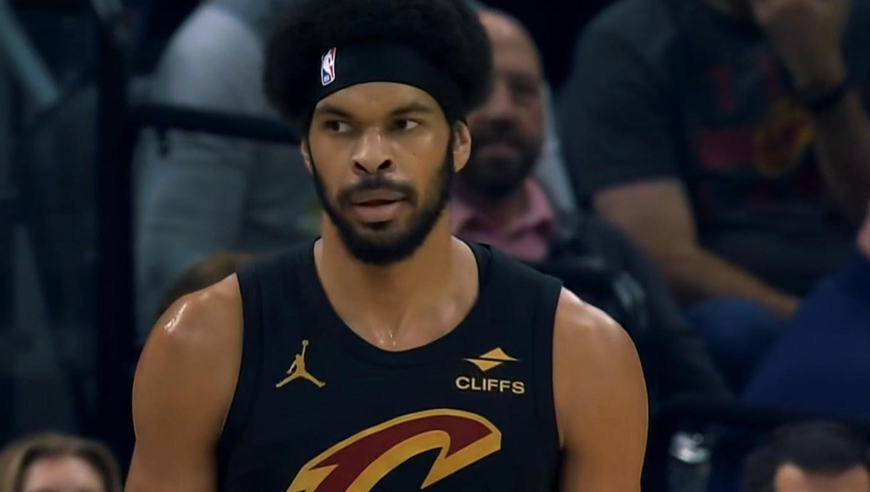 一节就打崩了！骑士首节末再轰11-2攻击波领先篮网到18分全过程