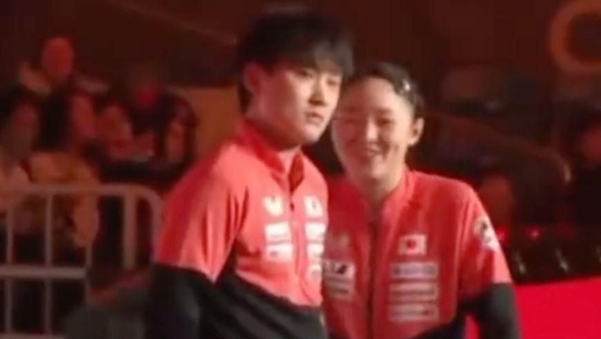 主持人介绍球员时漏掉张本智和！后者暴怒+站着不走 妹妹劝也不行
