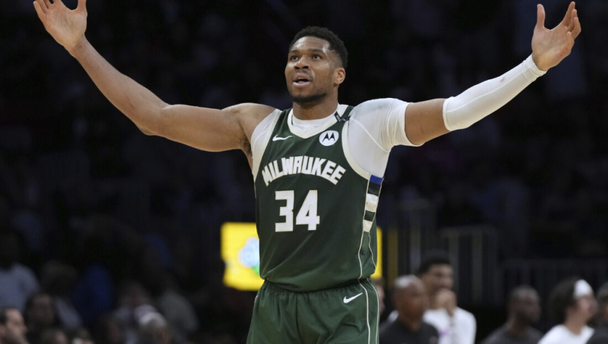 MVP榜第一，字母哥22+8燃尽！雄鹿惨败28分勇士追梦的预测应验了