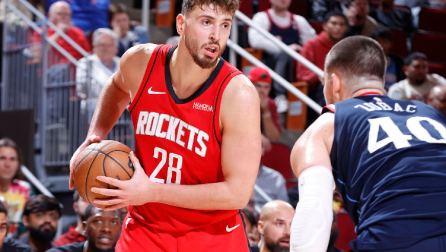 火船大战裁判报告：唯一漏判快船吃亏 申京勾手命中本该吹进攻犯规