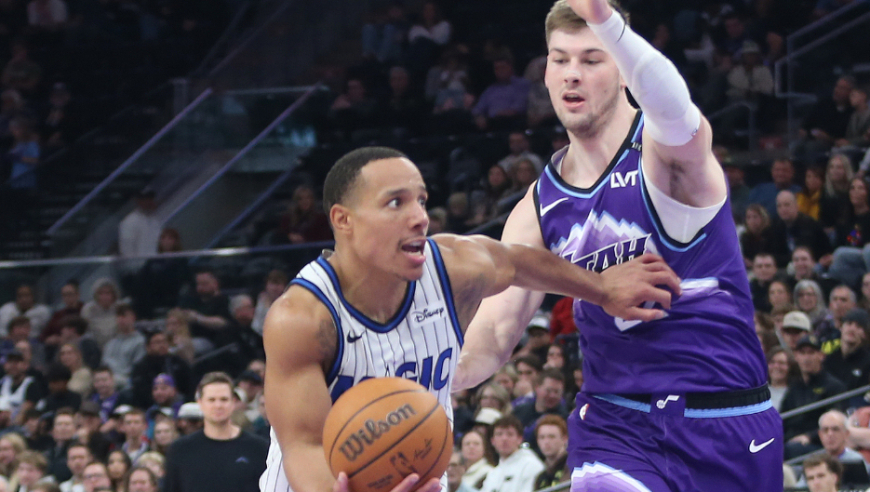 魔术爵士加时赛神剧情：小乔治逆天3+1反超 贝恩大跨步上篮绝杀