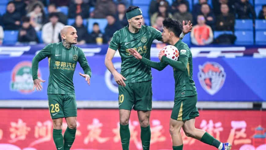 积分转正！中超：浙江4-1逆转送海牛3连败  王钰栋双响+近2轮3球