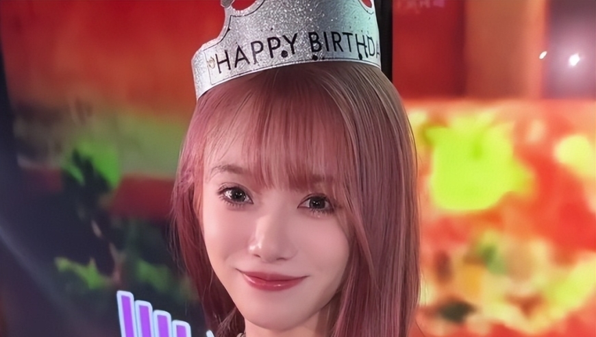 小钰回应分手，闺蜜劝少喝酒！伊芙蕾雅嫁给土豆之后，越活越年轻