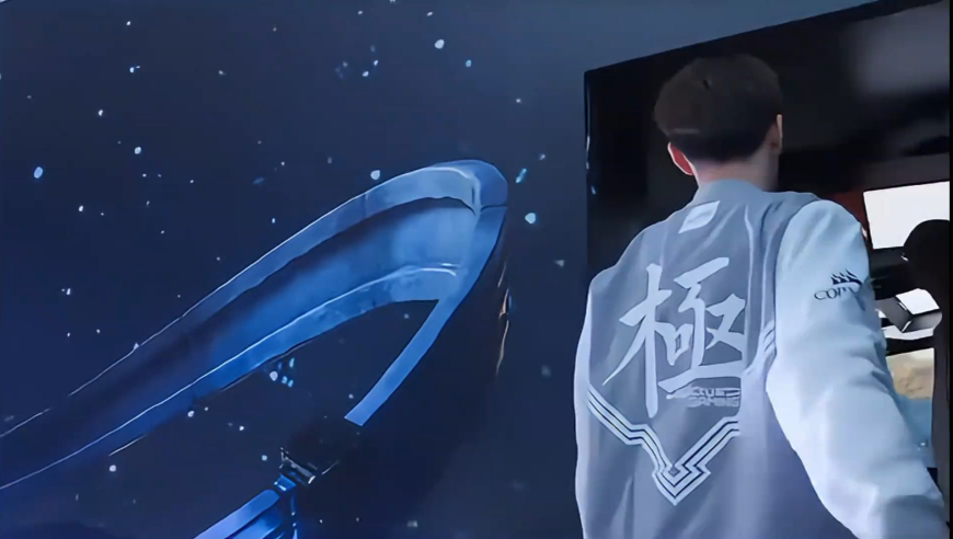 你认为Theshy最经典的操作是哪一个呢