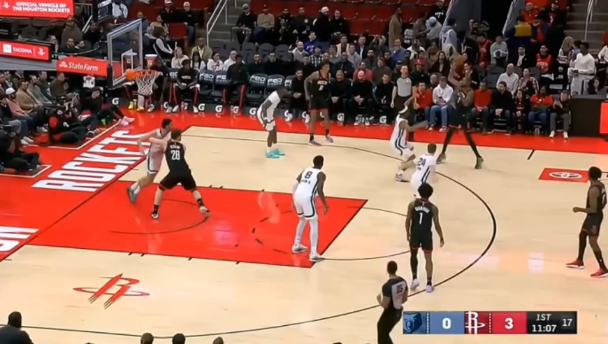 杜兰特时刻  两绝胜三分带领火箭战胜灰熊