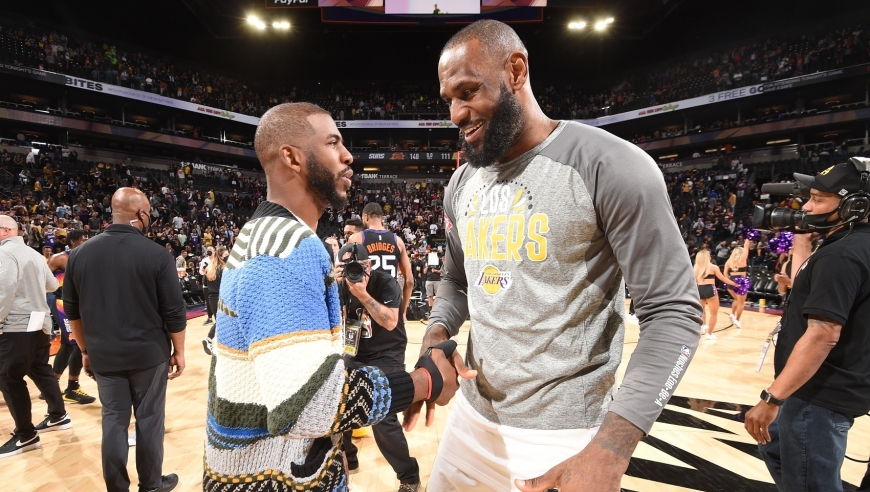 保罗正式退役！詹姆斯库里领衔众星致敬控卫之神 勇士马刺等队送祝福