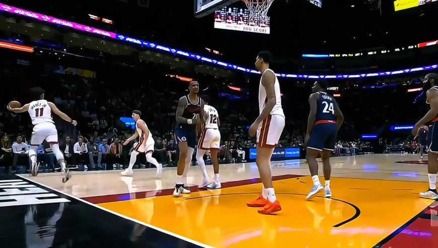 一节就崩？热火三分钟轰出13-0攻击波碾压快船 哈登也力不从心了