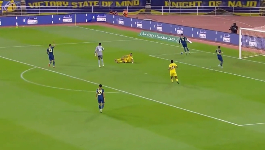 体坛记忆｜C罗破门打入生涯950球！利雅得胜利2-0哈森姆，六轮全胜领跑沙特联！