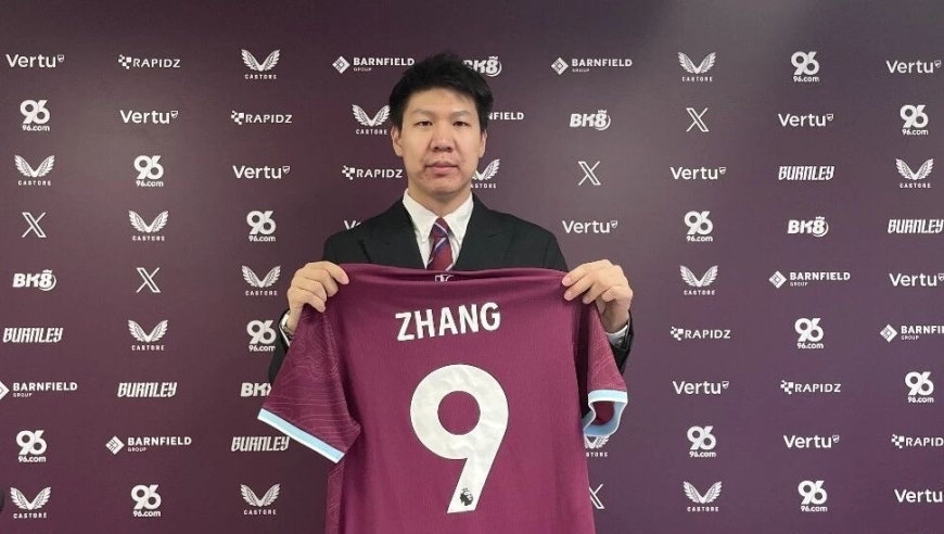 官宣！英超倒数第2签18岁中国前锋 身披9号球衣 租借塞尔维亚球队