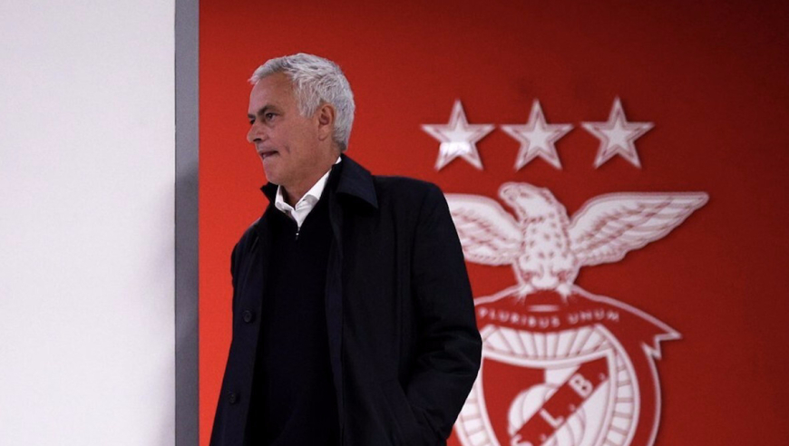 欧冠4轮后积分榜巨变！仅3队全胜+拜仁领跑，两支前冠军4连败垫底