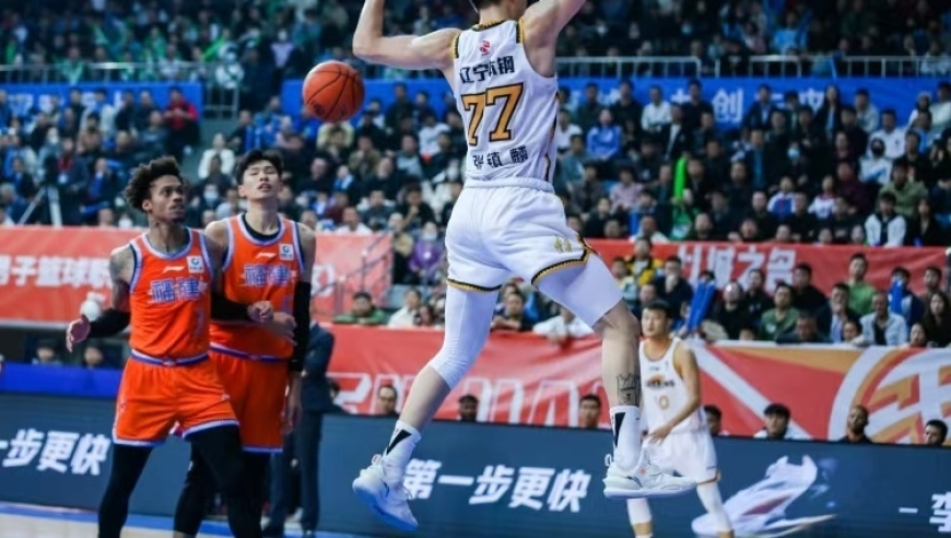 3换1达成？双方各取所需，诞生3赢家1输家，新赛季格局变了