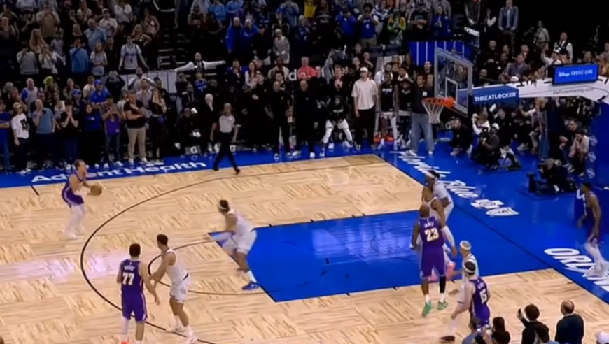 肯纳德绝杀!回顾湖人对阵魔术最后一节高能时刻