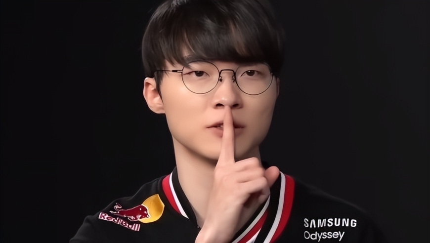 Faker首次曝光年薪，主持人都被吓到了，光速变脸要借钱