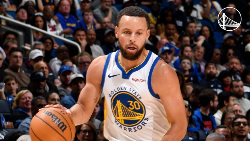 NBA常规赛：勇士负魔术三连胜被终结！库里34+9里程悲 巴特勒33+7