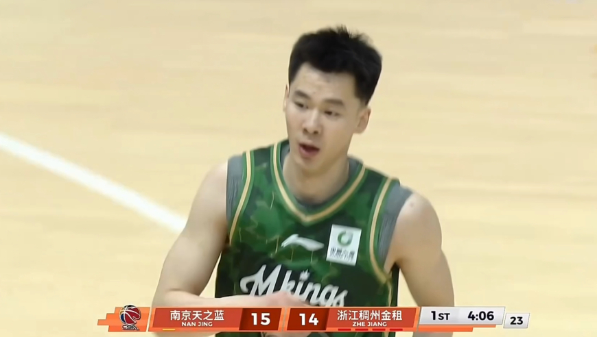 走出内讧阴霾！郭昊文28+8+8集锦 飞天劈扣天赋尽显送制胜罚球