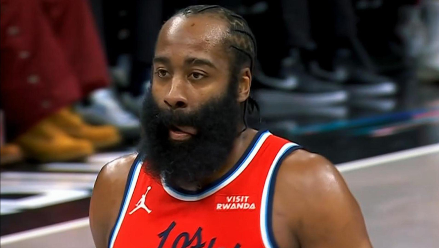 强到离谱！哈登vs篮网首节单节15分集锦：疯狂冲击+三分打穿篮网