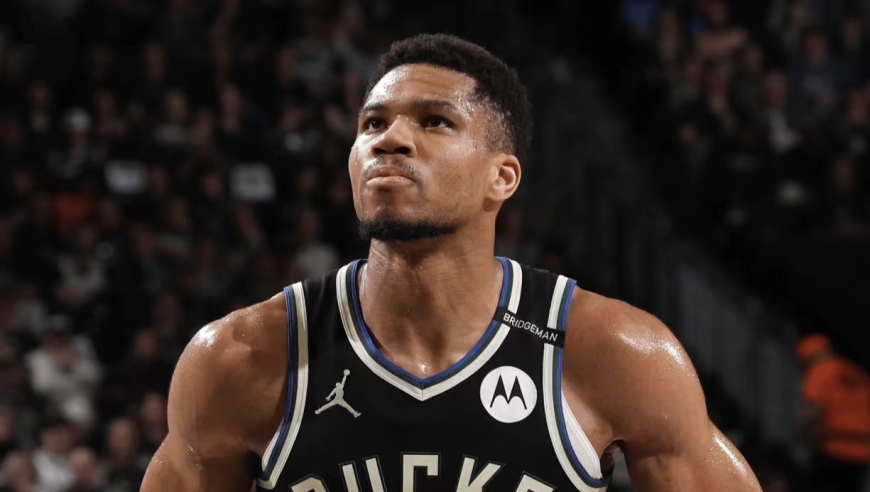 约基奇26+9+9无缘今日最佳！华子37分也落选，只因字母创里程碑