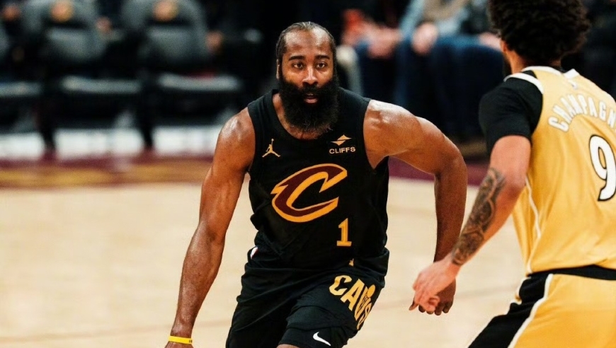 骑士138-113大胜奇才，哈登主场首秀13+11，谁是最佳？数据不说谎！