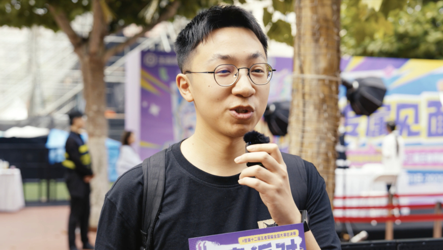 天津小伙打游戏和女友结缘，电竞成了年轻人的社交新语言