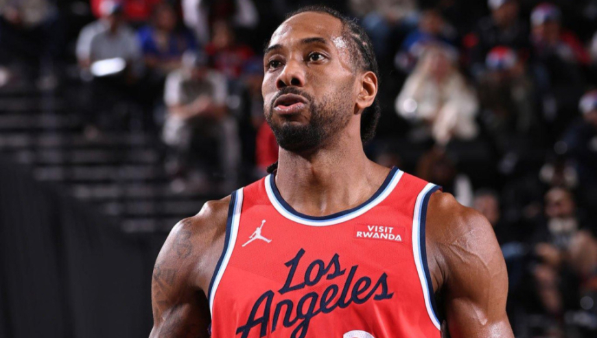 莱昂纳德狂砍45+7！末节20分力挽狂澜 六连胜一共轰234分太猛