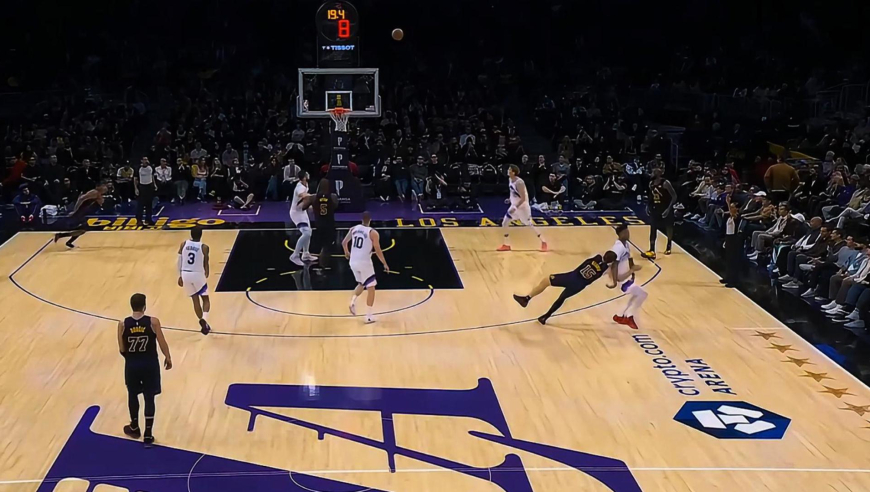 较上劲了！湖人爵士连续上演回应球 里夫斯与马尔卡宁对轰3+1