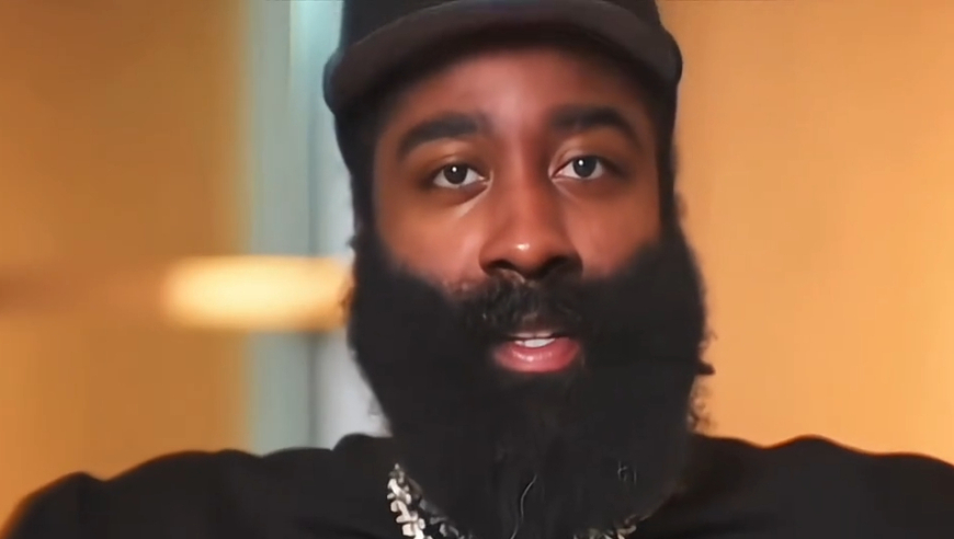 原来哈登也是个钢铁直男，面对女友的求婚竟然直接翻白眼！