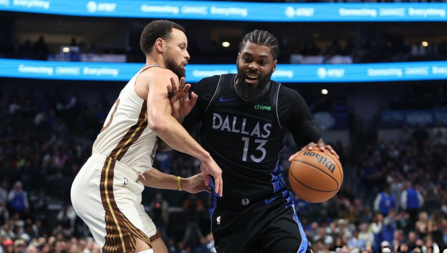 勇士负独行侠遭两连败！库里38分+8三分库明加伤退 弗拉格轰21+11